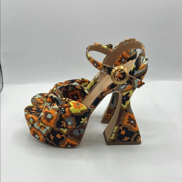 Circus by Sam Edelman Floral Platform Heels - Picture 5 of 15